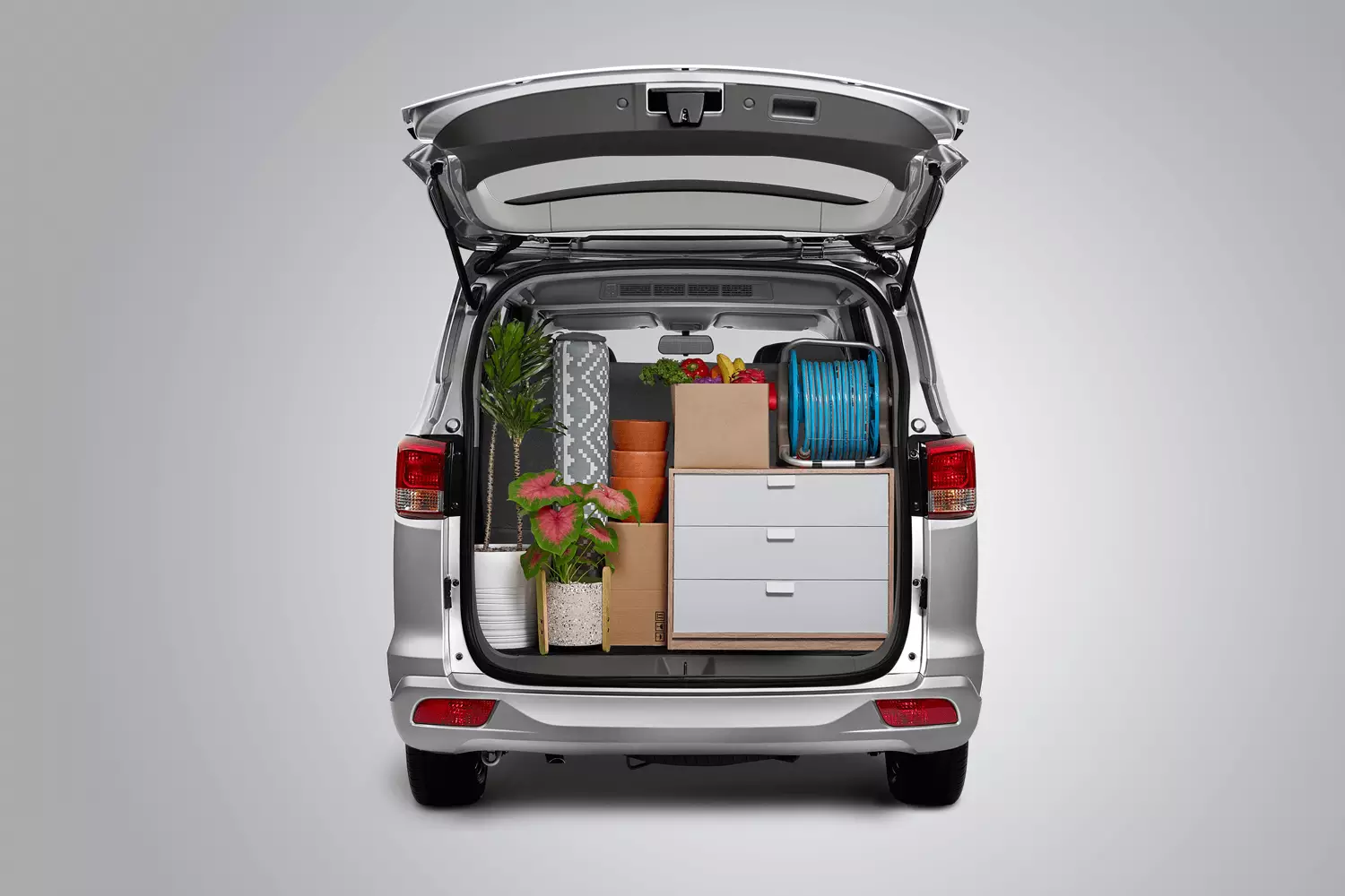 15-38-13-x1004X560BigTrunkCapacity.png.pagespeed.ic.0MU-Bhn5NF